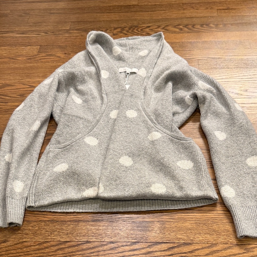 Verve Ami Gray Shawl Cardigan with Cream Polka Dots Size Medium